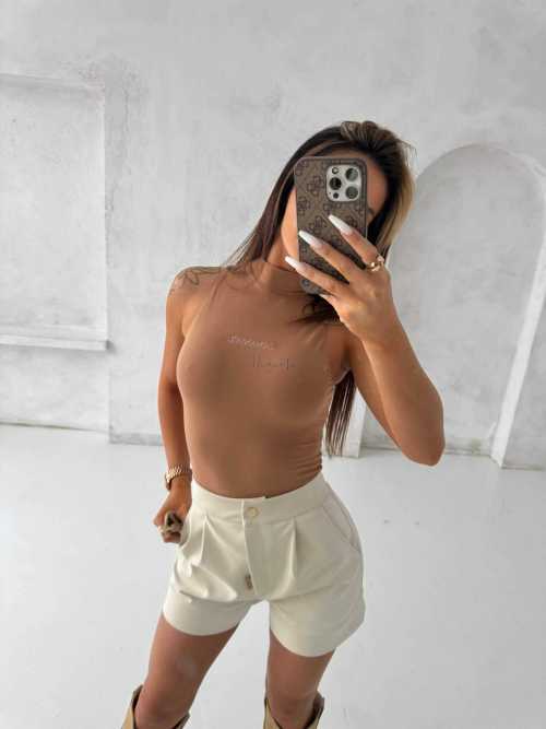 LL696 Body LA MANUEL Focus Karmelowe