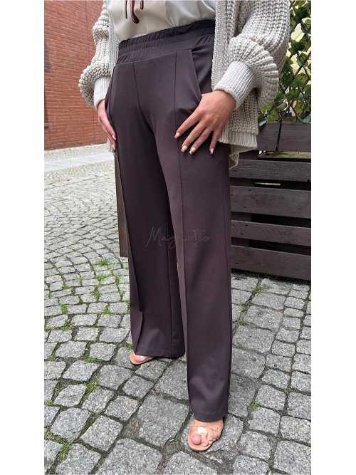 BC569 Eleganckie Spodnie Dresowe Punto Czekolada