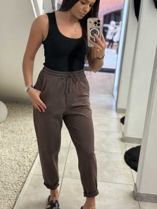 CH577 Spodnie Dresowe Wiya Italy Czekolada