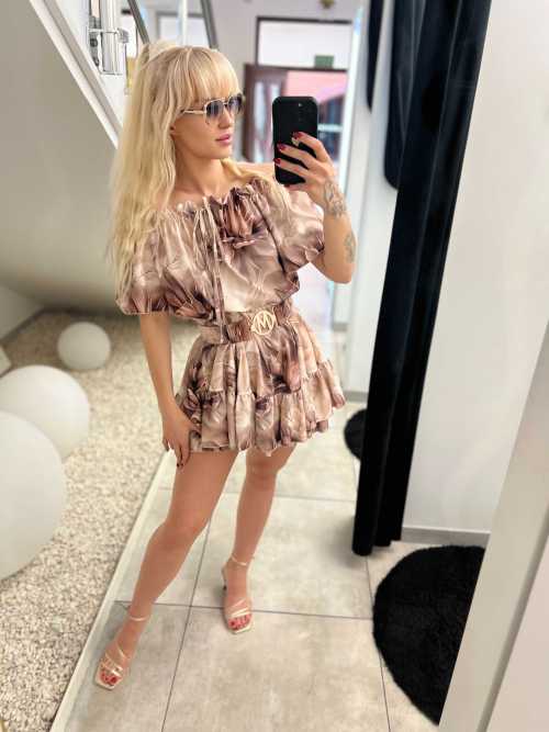 MR825 Kombinezon Hiszpanka Krótki Rękaw Beżowo-Brązowy