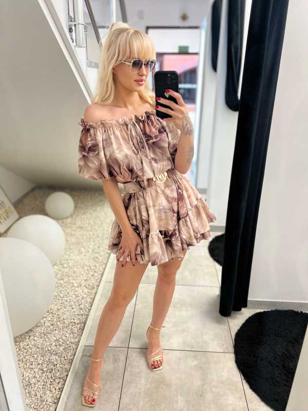 MR825 Kombinezon Hiszpanka Krótki Rękaw Beżowo-Brązowy