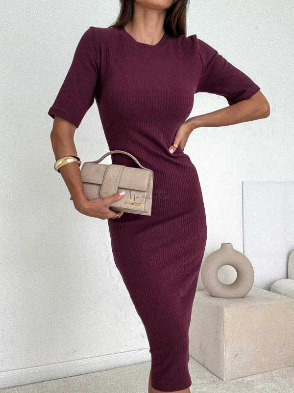 BC610 Sukienka z dzianiny prażek Bordowa