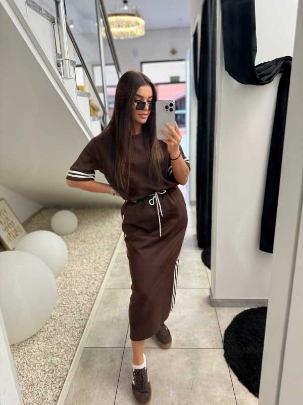 NB644 Komplet Masełkowy ze Spódnicą Czekolada