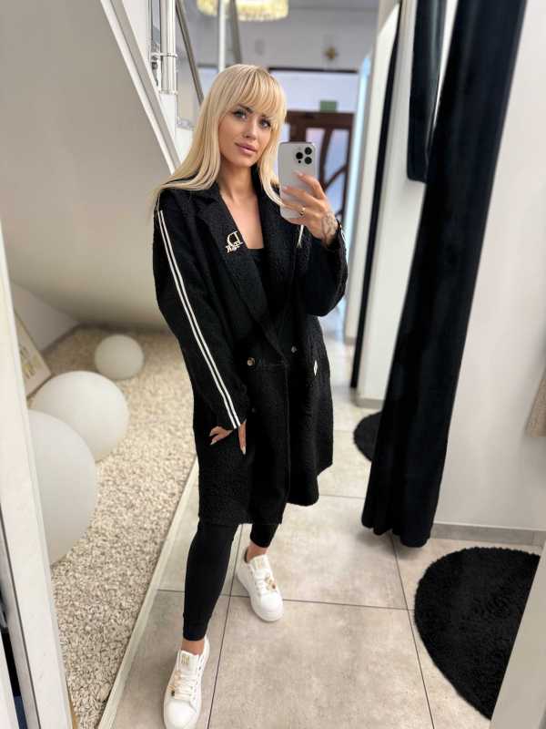 NB676 Płaszcz typu Boucle Czarny