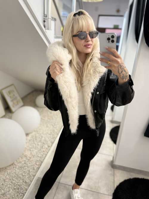 DM689 Kurtka Skórzana z odpinanym Kołnierzem z Futerka Czarna