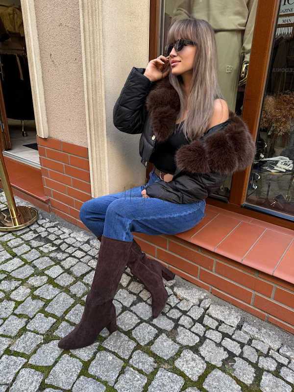 B704 Buty Kozaki Damskie Zamszowe Obsas Słupek Czekolada