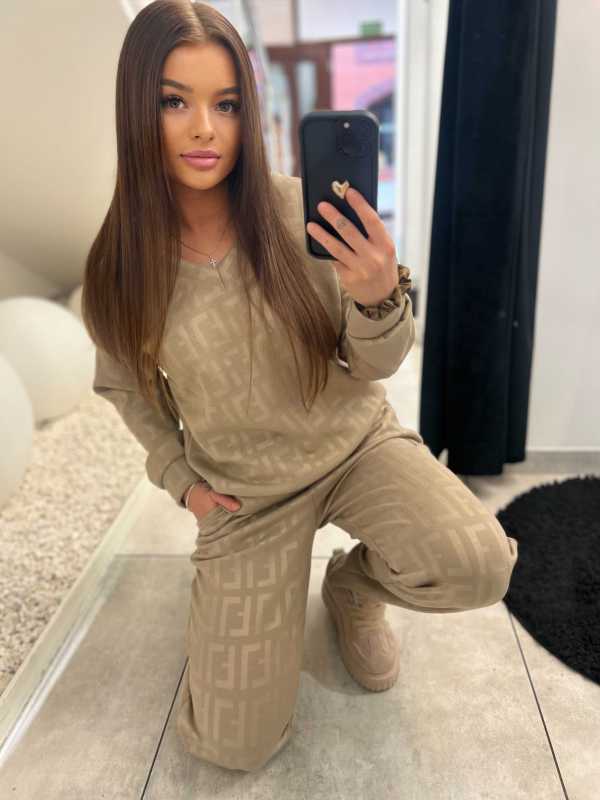 NB683 Komplet Dresowy Masełkowy Wytłaczany Mocca