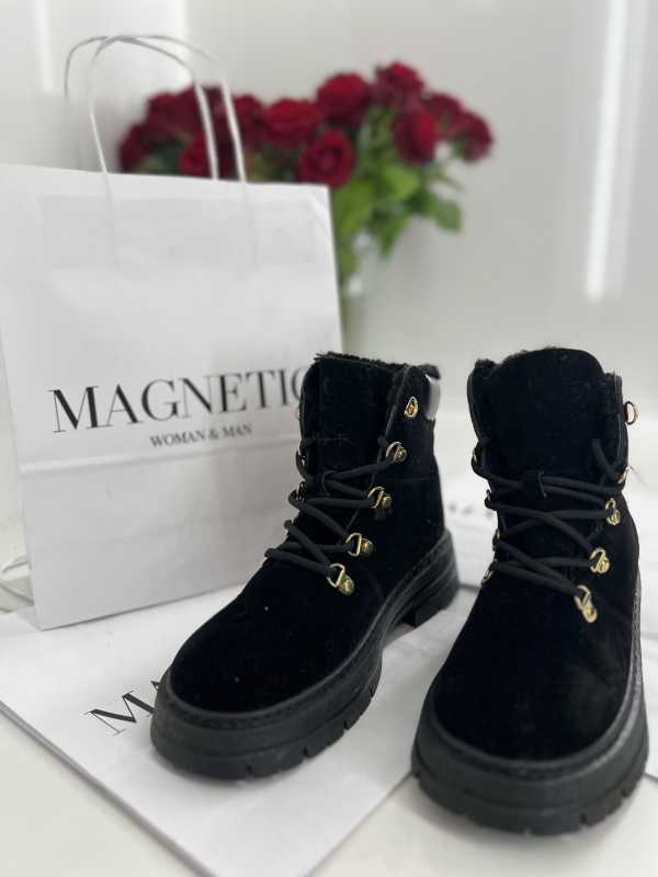 B812 Botki Śniegowce Damskie Ocieplane Sznurowane Czarne