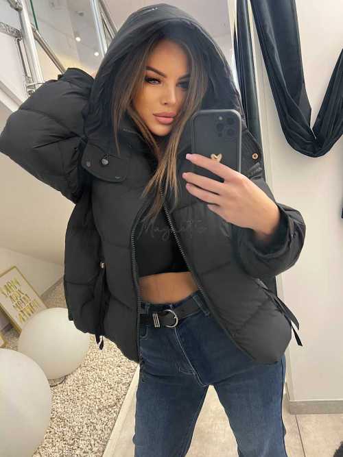 K814 Pikowana Zimowa Kurtka z Kapturem Czarna