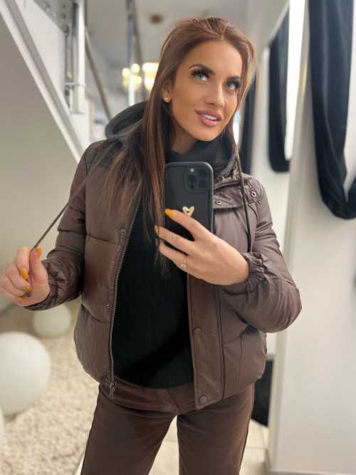 K850 Pikowana Zimowa Kurtka z Kapturem Czekoladowa