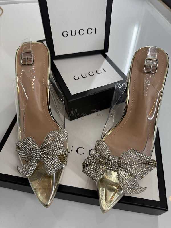 B032 Złote Sandały na Szpilce z Kokardą