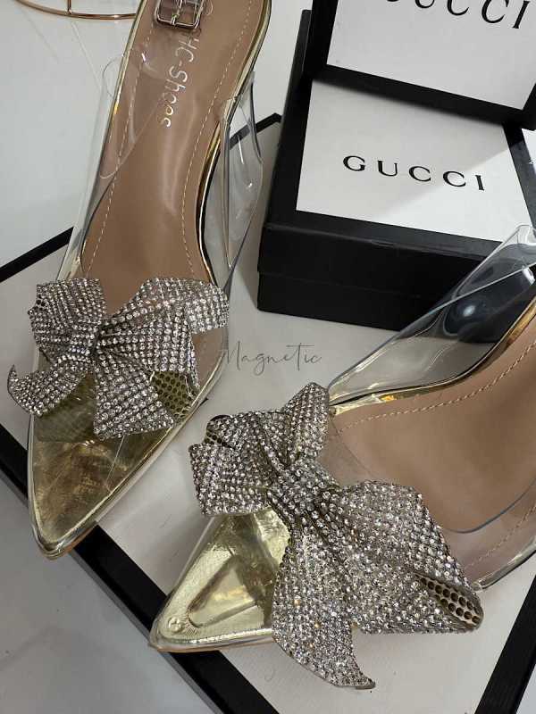 B032 Złote Sandały na Szpilce z Kokardą