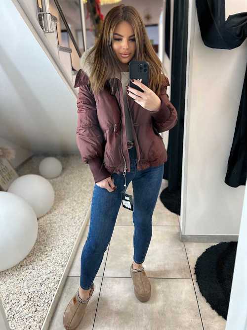 DM993 Kurtka Pikowana Zimowa Bordowa  + Kołnierz z Futerka