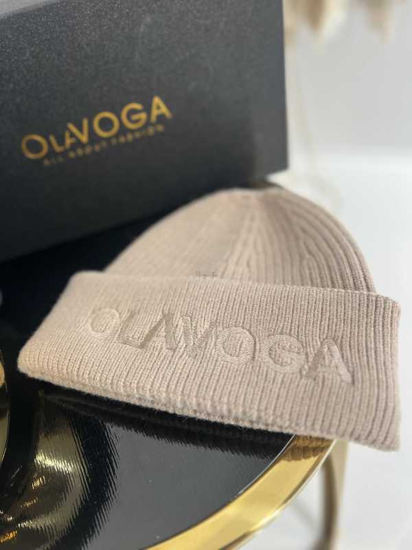 OLV870 Czapka Ciepła Beżowa Ola Voga