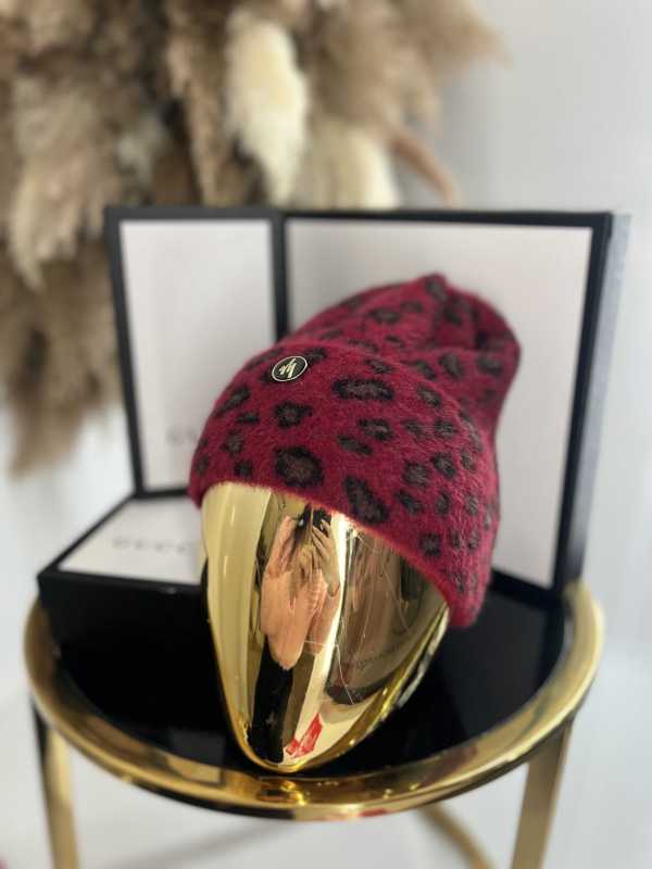 C923 Czapka W Panterkę Bordowa