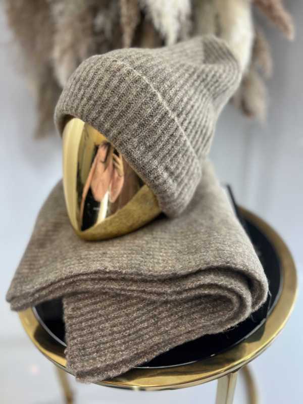 C041 Komplet Czapka + Szalik Akryl Moher Beżowy