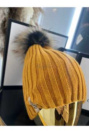 C164 Czapka Damska Musztarda pompon naturalny