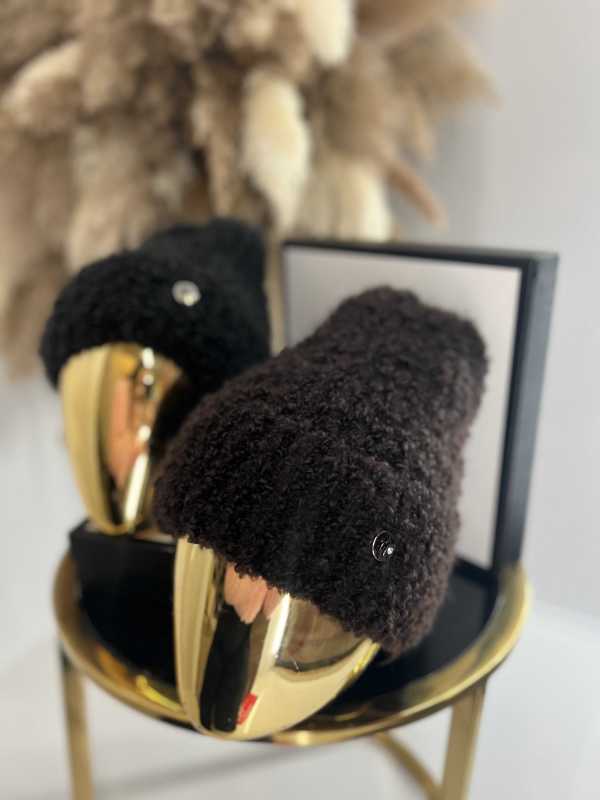 C405 Czapka Damska Zimowa Bukla Czekolada