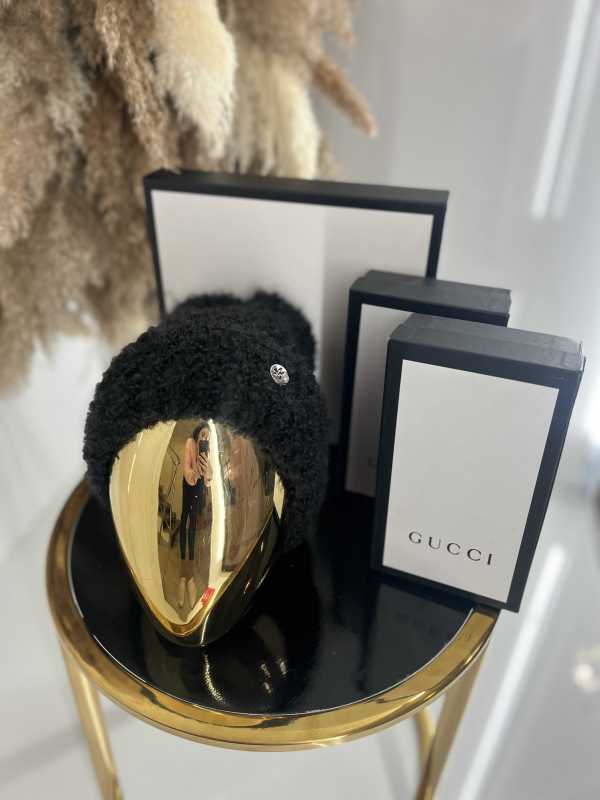 C405 Czapka Damska Zimowa Bukla Czarna