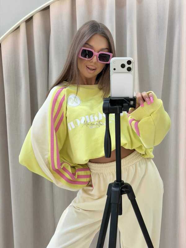 MM130 Komplet Dresowy Mia Maison Pastel Żółto-Beżowy