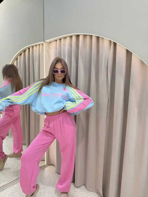 MM130 Komplet Dresowy Mia Maison Pastel Różowo-Niebieski