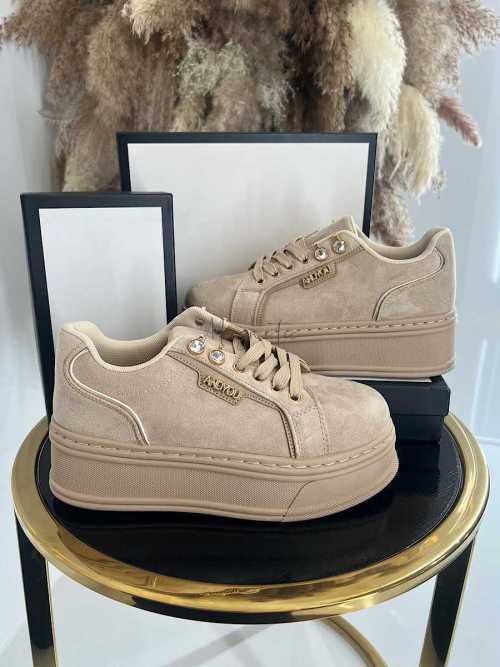 B157 Sneakersy Damskie Beżowe Na Platformie – Modne Buty Sportowe z Cyrkoniami i Złotymi Dodatkami, Ekoskóra Zamszowa