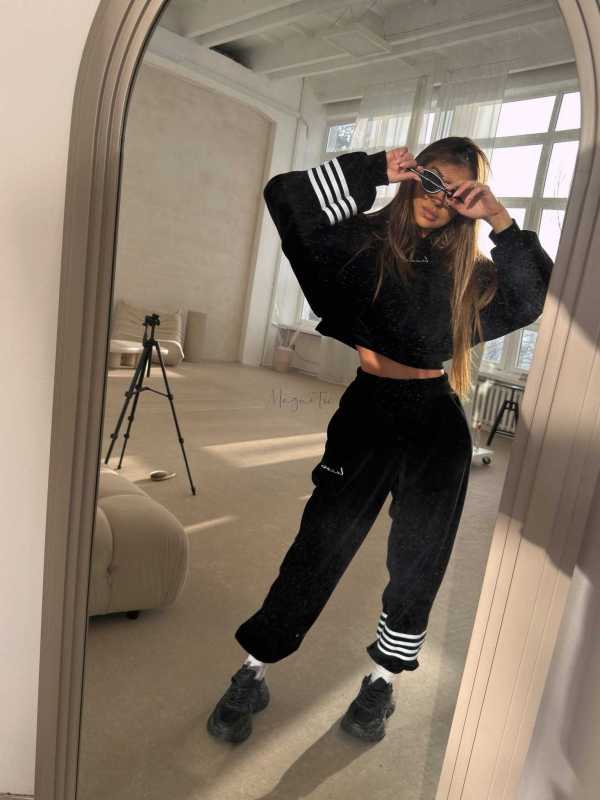 LC141 Komplet Dresowy Welurowy LaCoca Velve Czarny