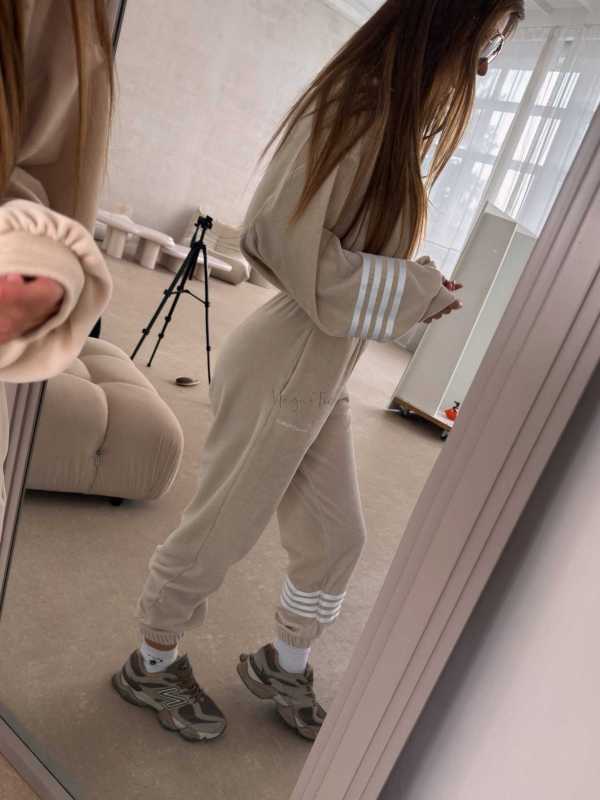 LC141 Komplet Dresowy Welurowy LaCoca Velve Beżowy