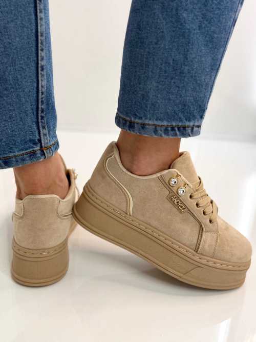 B157 Sneakersy Damskie Beżowe Na Platformie – Modne Buty Sportowe z Cyrkoniami i Złotymi Dodatkami, Ekoskóra Zamszowa