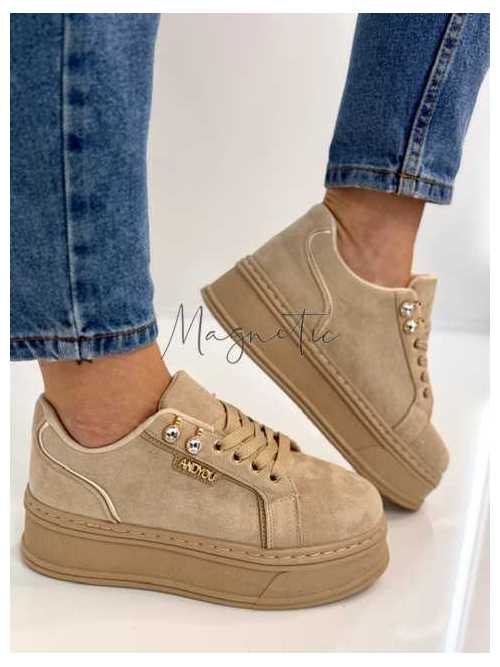 B157 Sneakersy Damskie Beżowe Na Platformie – Modne Buty Sportowe z Cyrkoniami i Złotymi Dodatkami, Ekoskóra Zamszowa