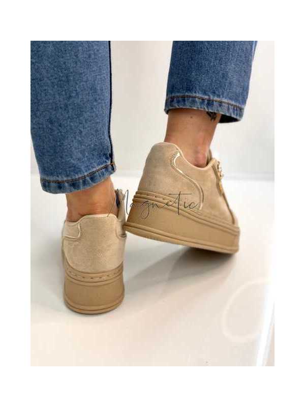 B157 Sneakersy Damskie Beżowe Na Platformie – Modne Buty Sportowe z Cyrkoniami i Złotymi Dodatkami, Ekoskóra Zamszowa