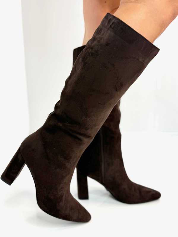 B704 Buty Kozaki Damskie Zamszowe Obsas Słupek Czekolada