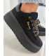 B204 Sneakersy Damskie Na Platformie – Modne Buty Sportowe z Cyrkoniami i Złotymi Dodatkami Ekoskóra Zamszowa Czarne