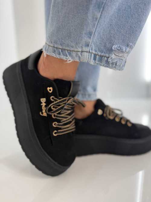 B204 Sneakersy Damskie Na Platformie – Modne Buty Sportowe z Cyrkoniami i Złotymi Dodatkami Ekoskóra Zamszowa Czarne