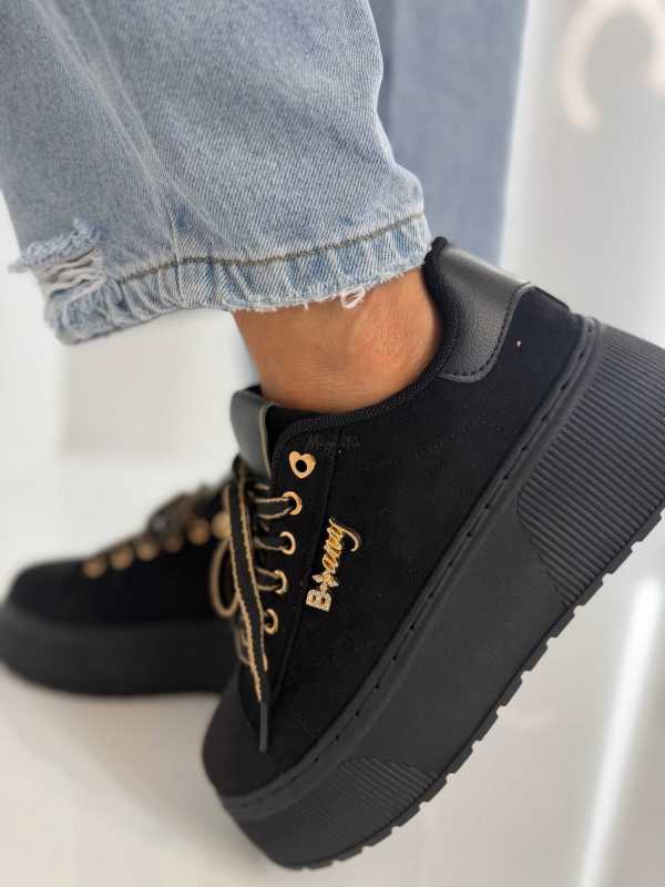 B204 Sneakersy Damskie Na Platformie – Modne Buty Sportowe z Cyrkoniami i Złotymi Dodatkami Ekoskóra Zamszowa Czarne