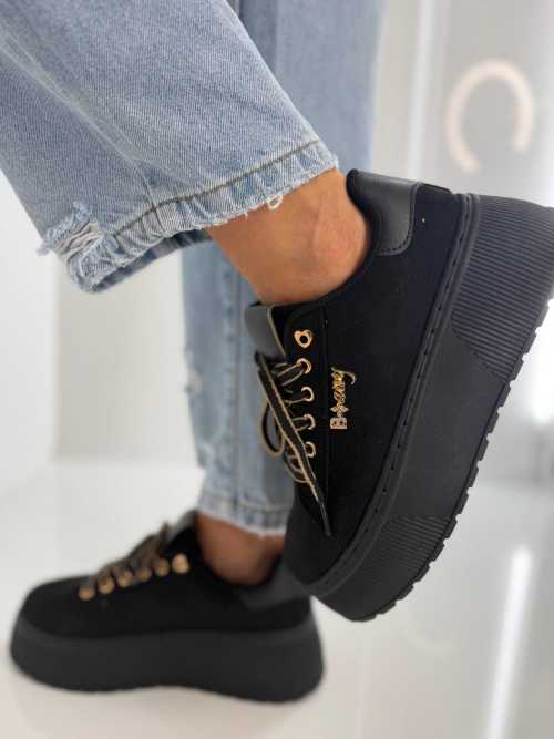 B204 Sneakersy Damskie Na Platformie – Modne Buty Sportowe z Cyrkoniami i Złotymi Dodatkami Ekoskóra Zamszowa Czarne