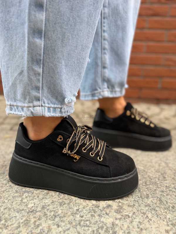 B204 Sneakersy Damskie Na Platformie – Modne Buty Sportowe z Cyrkoniami i Złotymi Dodatkami Ekoskóra Zamszowa Czarne