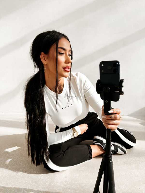 OLV244 Bluzka damska OLAVOGA FERON ecru