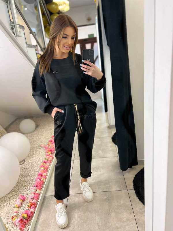 NB200 Komplet Dresowy Damski Masełkowy Min Min Czarny