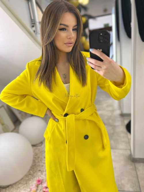 NB215 Elegancki Płaszcz Wiosenny z paskiem Żółty
