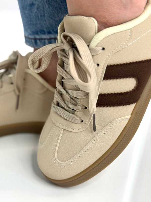 B319 Sneakersy Damskie Trampki W Stylu Retro– Modne Buty Sportowe z Paskami Ekoskóra Beż + Brąz
