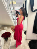 M275 Modelująca Sukienka Maxi Molly Z Rozcięciem i Falbaną Fuksja