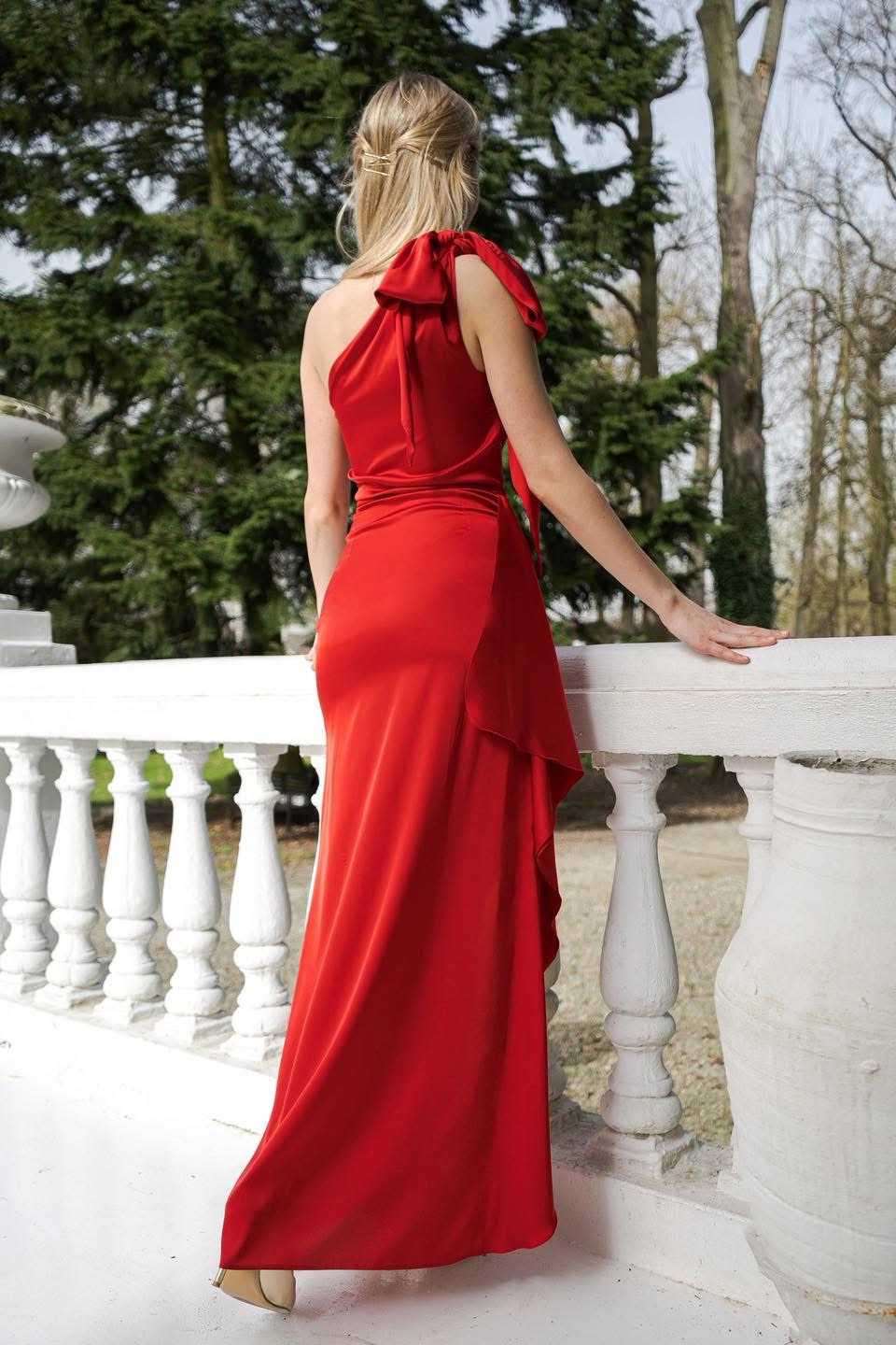 M533 Satynowa Sukienka Lovely na Wesele Maxi Czerwona
