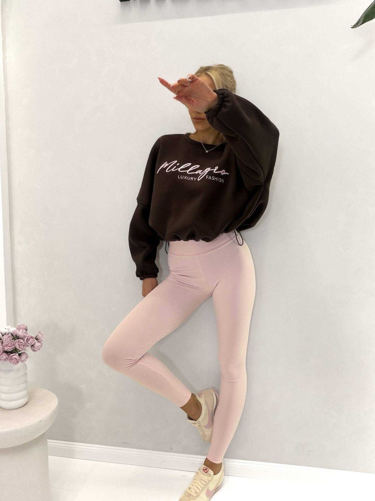 ML144 Legginsy Modelujące  Damskie Millagro z Haftem Pudrowy Róż