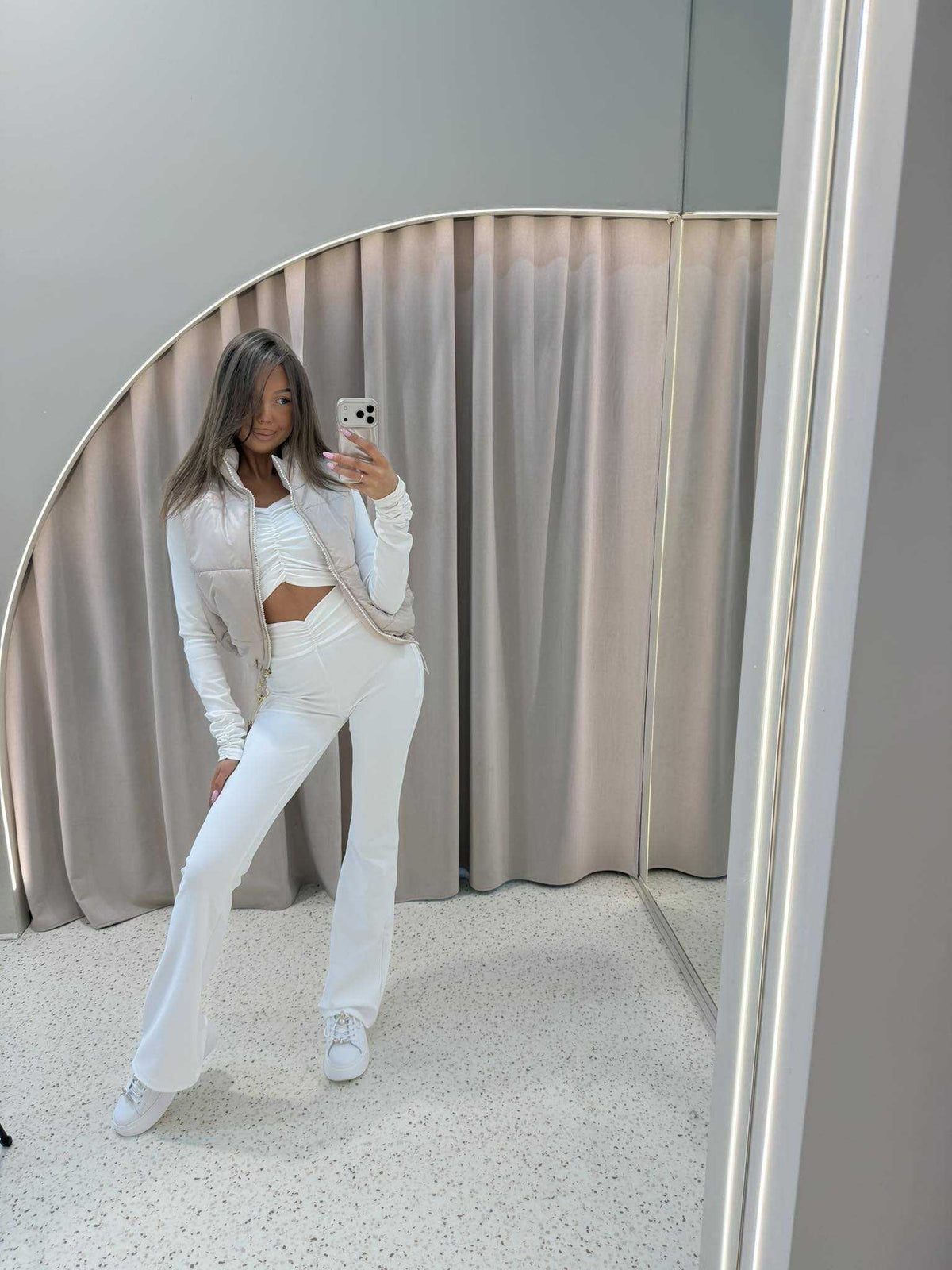 MM204 Komplet Modelujący Bluzka + Dzowny Mia Maison Śmietanka