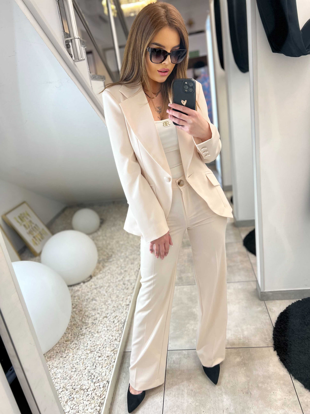 ED392 Elegancka Marynarka Damska Premium Beżowa Edan