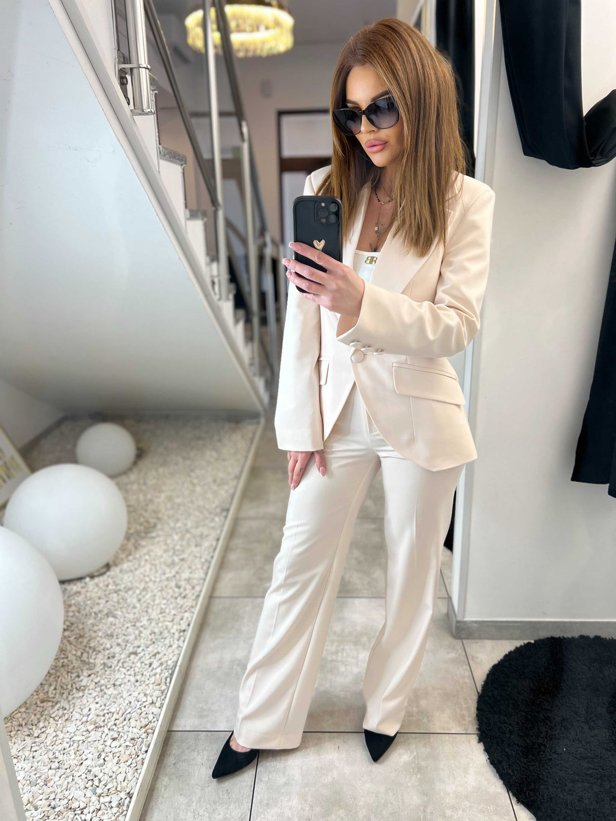 PP874 Eleganckie Spodnie Damskie Szeroka Prosta Nogawka Beżowe