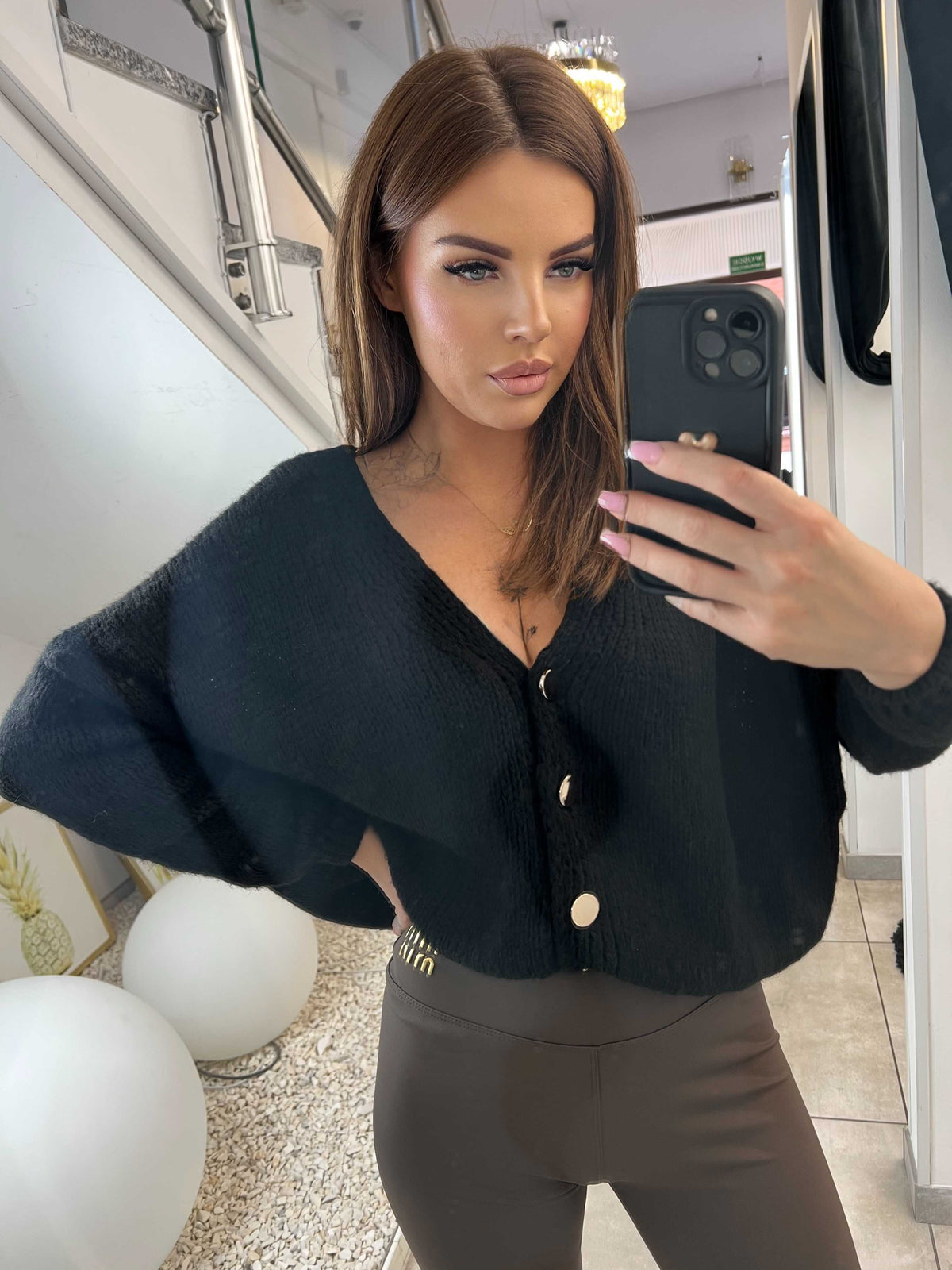 SW148 Sweter Kardigan Oversize Złote Guziki Czarny