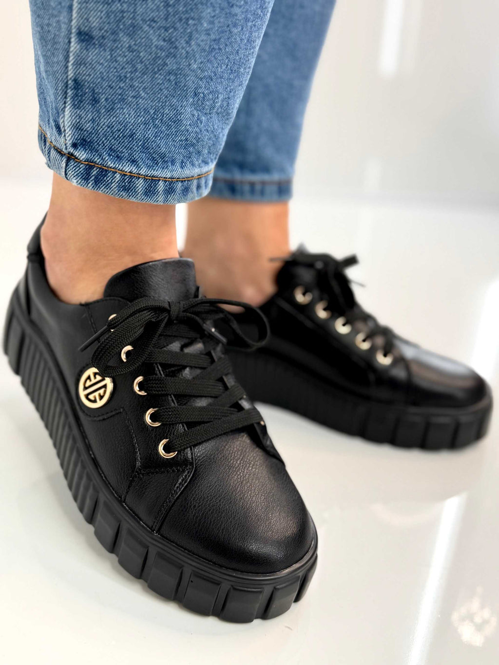 B685 Buty Sneakersy Damskie Premium Skóra Naturalna Czarne na Platformie