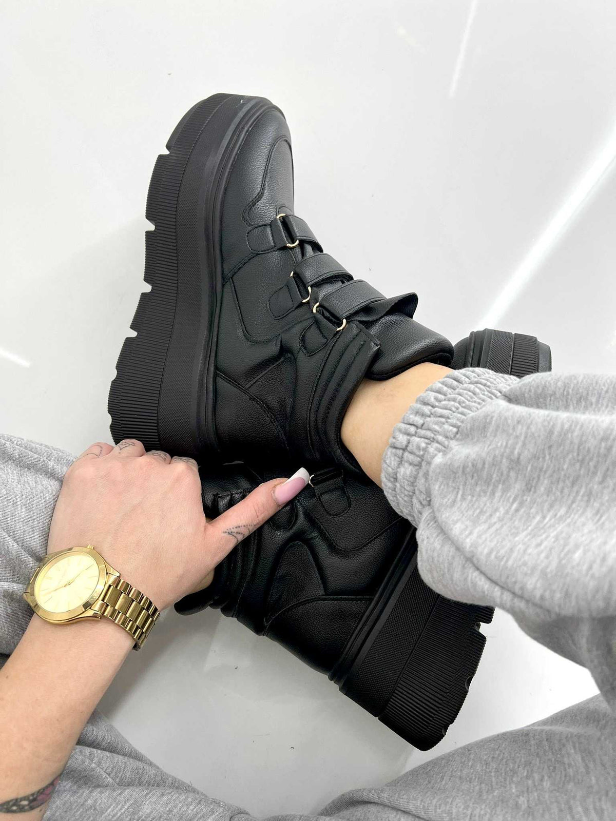 B684 Buty Sneakersy Premium Damskie Wysoka Koturna Czarne